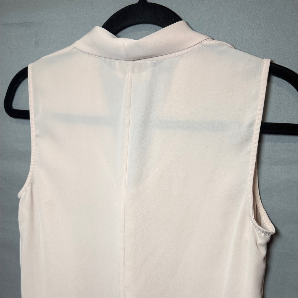 Laundry by Shelli‎ Segal Blush Tie-Neck Sleeveless Blouse XS, Chic Workwear Top - Picture 7 of 8